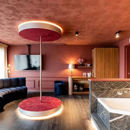 The Ostendian Hotell