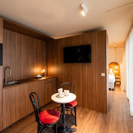 Hotell The Ostendian